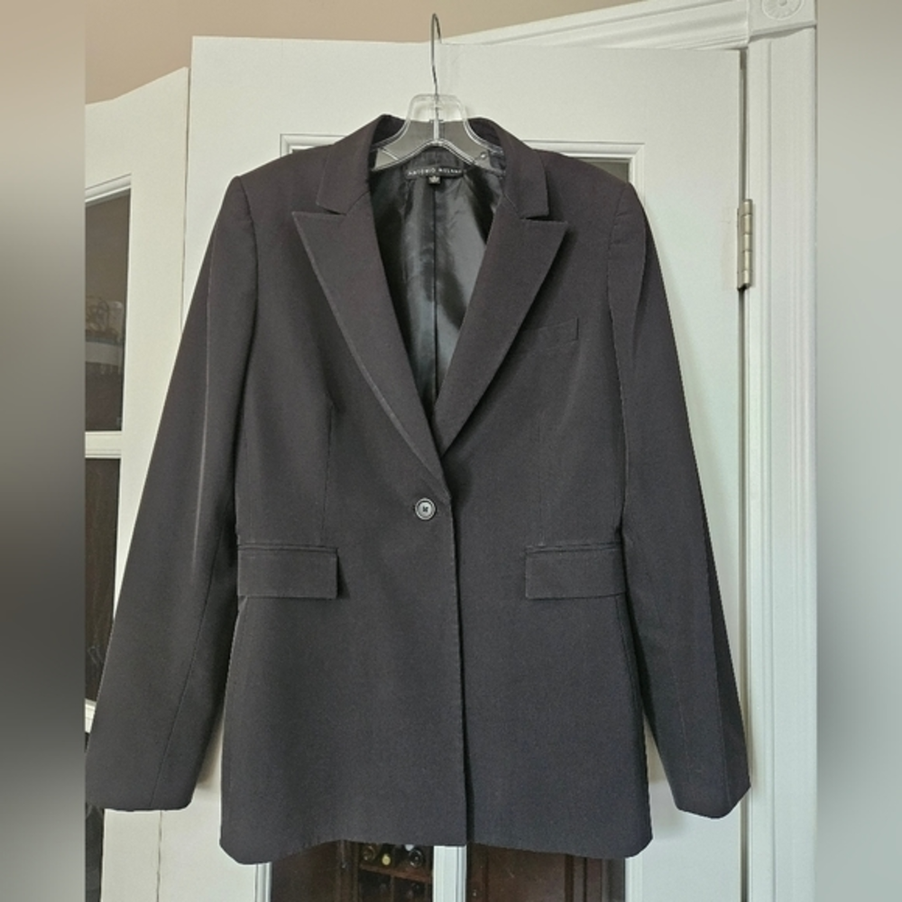 Antonio‎ Melani women's notched collar button blazer size 8
